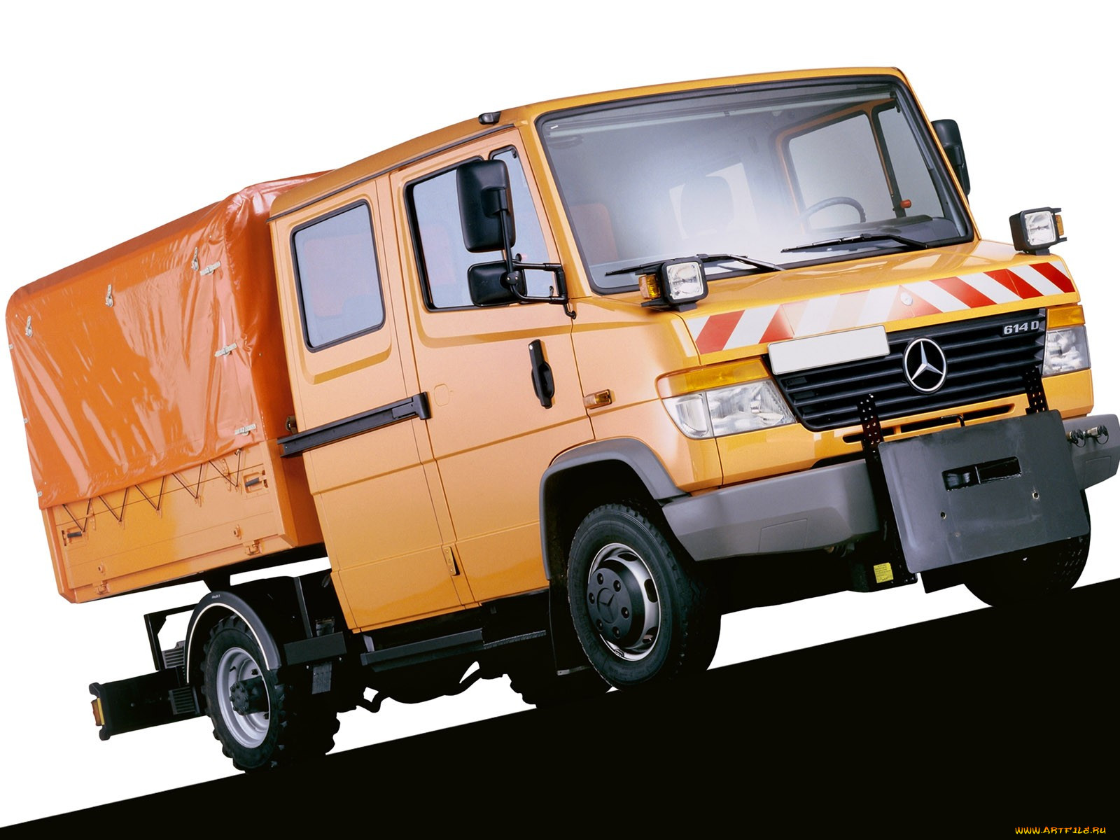 , mercedes, trucks